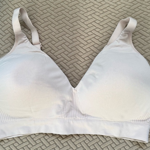 Bali Womens Wireless, Comfort Revolution Bra Style DF3380 - Picture 6 of 11